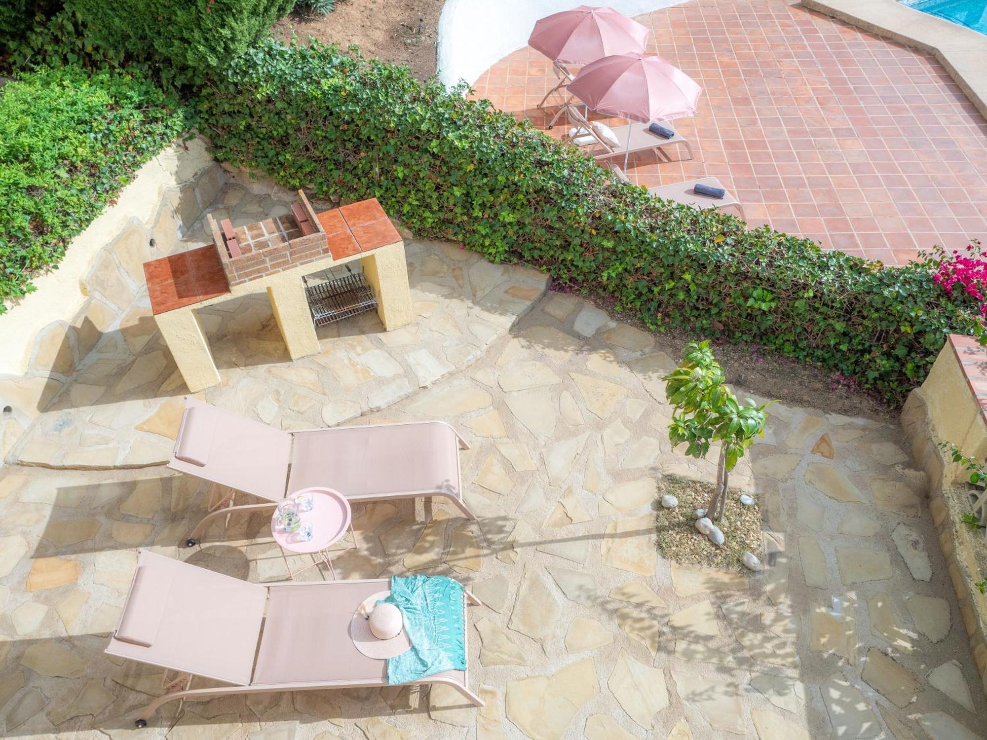 Authentic Groundfloor Apartment In Beautiful Villa, 자베아 외부 사진
